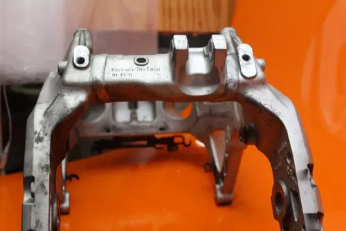 12-15 APRILIA TUONO V4R RSV4 STRAIGHT FRAME CHASSIS C 386-334-6729 4 DETAILS