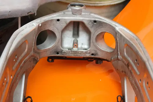 12-15 APRILIA TUONO V4R RSV4 STRAIGHT FRAME CHASSIS C 386-334-6729 4 DETAILS