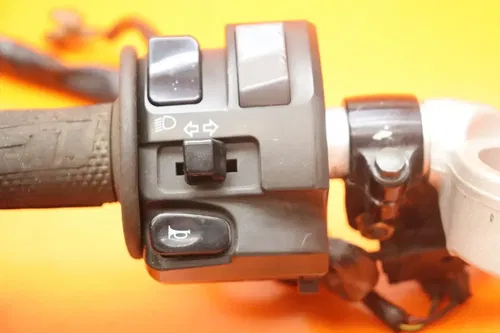 09-14 YAMAHA YZF R1 OEM LEFT CLIP ON HANDLEBAR W SWITCHES