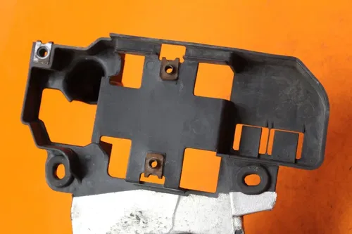 03-09 YAMAHA V STAR 1100 OEM BATTERY TRAY BOX HOLDER 5KS-2177G-00-00