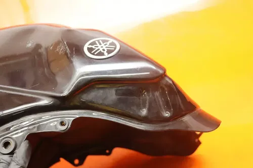 09-12 YAMAHA YZF R1 OEM GAS TANK FUEL CELL PETROL RESERVOIR