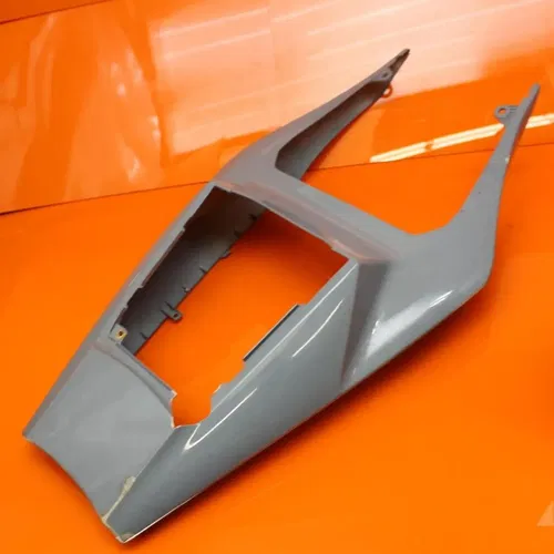 2002 2003 YAMAHA YZF R1 ZXMT REAR BACK TAIL FAIRING COWL SHROUD 5PW-21711-00-33