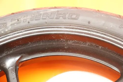 06-09 YAMAHA YZF R6S 03-09 R6 OEM FRONT WHEEL RIM W TIRE