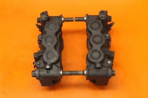 09-14 YAMAHA YZF R1 OEM RIGHT LEFT FRONT BRAKE CALIPER SET WITH PADS