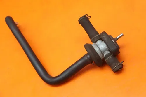 2003-2004 SUZUKI GSXR 1000 AIR VALVE SOLENOID TOP ENGINE SWITCH SENSOR