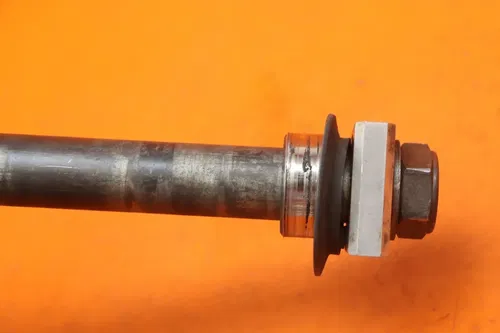 2007-2014 YAMAHA YZF R1 OEM REAR AXLE BACK WHEEL RIM PIVOT BOLT AXEL