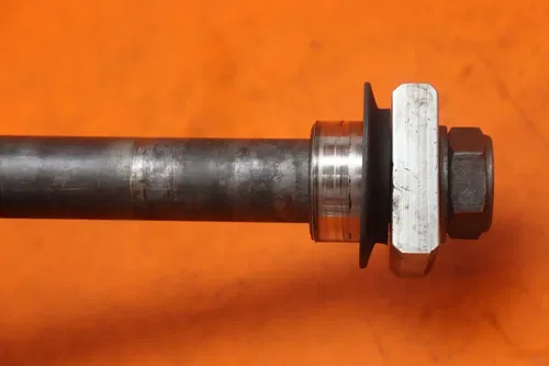 2007-2014 YAMAHA YZF R1 OEM REAR AXLE BACK WHEEL RIM PIVOT BOLT AXEL