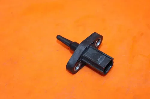 14-25 2020 HONDA GROM 125 OEM AIR INTAKE TEMPERATURE TEMP SENSOR