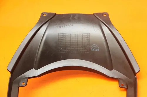 2007-2008 SUZUKI GSXR 1000 OEM CENTER REAR BACK TAIL FAIRING COWL