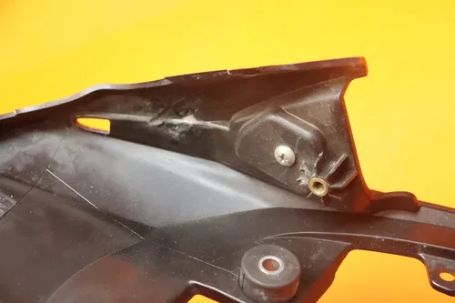 2007-2008 SUZUKI GSXR 1000 OEM CENTER REAR BACK TAIL FAIRING COWL