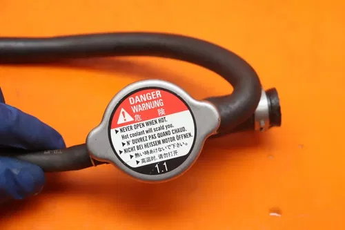 2018 04-25 HONDA CBR1000RR OEM RADIATOR CAP