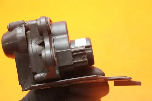 2004-2008 YAMAHA YZF R1 OEM EXHAUST VALVE SERVO MOTOR