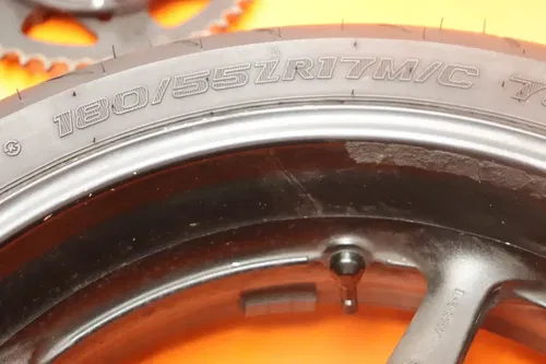 03-09 YAMAHA YZF R6 06-09 R6S OEM REAR WHEEL BACK RIM W TIRE
