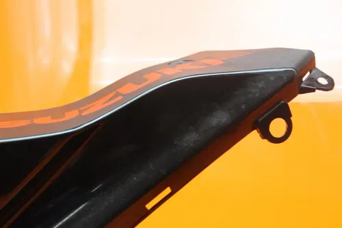 2007 2008 SUZUKI GSXR 1000 ZXMT LEFT FRONT UPPER MID SIDE FAIRING COWL PLASTIC