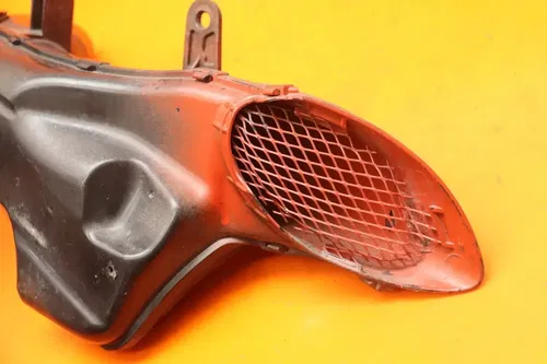 2008-2011 SUZUKI HAYABUSA OEM RIGHT RAM AIR INTAKE DUCT TUBE