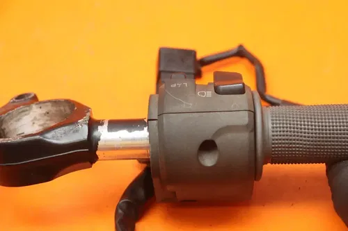 2007-2008 KAWASAKI NINJA ZX6R OEM LEFT CLIP ON HANDLEBAR with SWITCHES