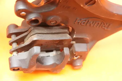 2013-2017 TRIUMPH DAYTONA 675 BREMBO REAR BACK BRAKE CALIPER W MOUNT BRACKET
