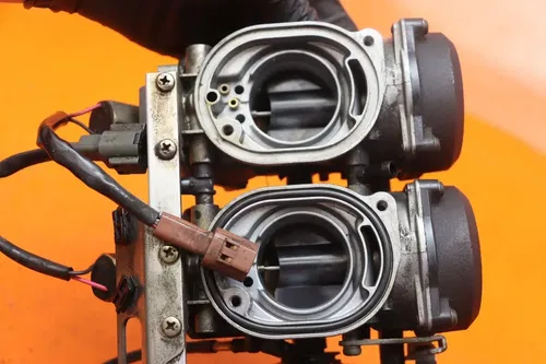 2002-2005 KAWASAKI ZZR1200 OEM CARBS CARBURETORS
