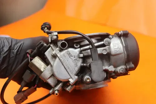 2002-2005 KAWASAKI ZZR1200 OEM CARBS CARBURETORS