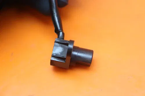 01-15 SUZUKI GSXR 1000 OEM SPEED SPEEDOMETER SENSOR