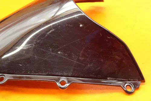 04-07 HONDA CBR1000RR FRONT WINDSHIELD WINDSCREEN  64250-MEL-000ZA