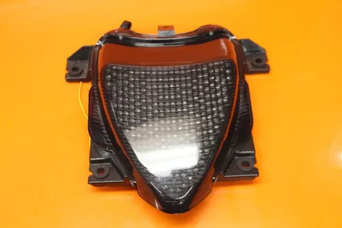 11-16 SUZUKI BOULEVARD M109R AFTERMARKET INTEGRATED SMOKED REAR TAILLIGHT