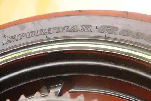 2019-2023 KAWASAKI Z900 OEM REAR WHEEL BACK RIM W TIRE