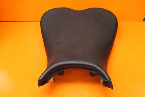 06-07 SUZUKI GSXR 600 750 OEM FRONT DRIVERS SEAT PAD SADDLE PILLION