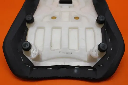 11-19 SUZUKI GSXR 600 750 OEM FRONT DRIVERS SEAT PAD SADDLE PILLION