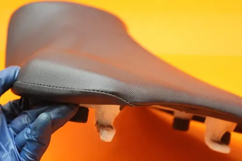 11-19 SUZUKI GSXR 600 750 OEM FRONT DRIVERS SEAT PAD SADDLE PILLION