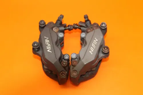 01-06 HONDA CBR600F4I OEM RIGHT LEFT FRONT BRAKE CALIPER SET WITH PADS