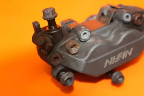 01-06 HONDA CBR600F4I OEM RIGHT LEFT FRONT BRAKE CALIPER SET WITH PADS