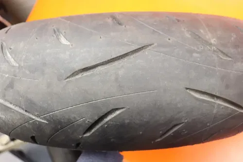 2009-2016 YAMAHA FZ6R OEM STRAIGHT REAR WHEEL BACK RIM W TIRE