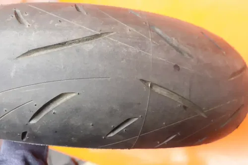2009-2016 YAMAHA FZ6R OEM STRAIGHT REAR WHEEL BACK RIM W TIRE
