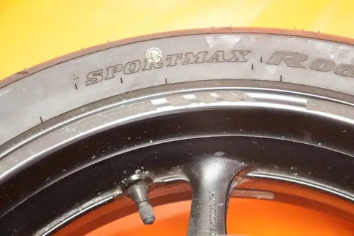 2009-2016 YAMAHA FZ6R OEM STRAIGHT REAR WHEEL BACK RIM W TIRE