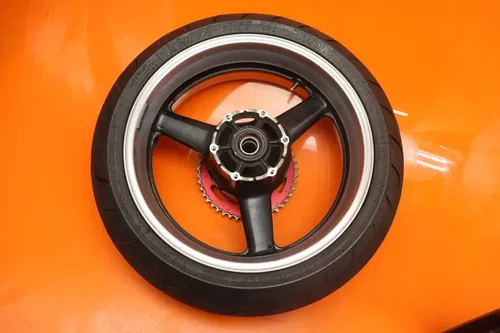 2003 YAMAHA YZF R1 OEM STRAIGHT REAR WHEEL BACK RIM W TIRE