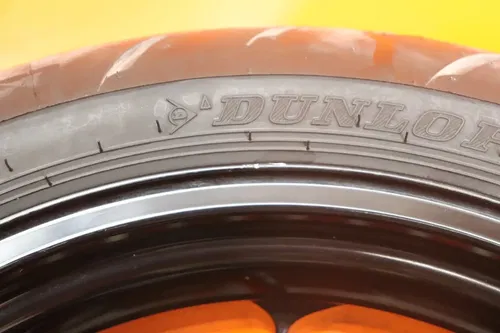 17-25 HONDA CBR1000RR OEM STRAIGHT REAR WHEEL BACK RIM W TIRE ***NO DENTS***