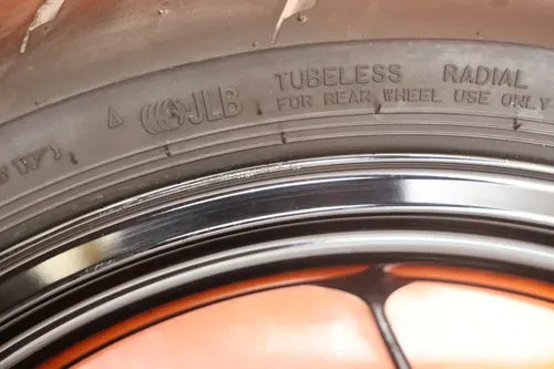 17-25 HONDA CBR1000RR OEM STRAIGHT REAR WHEEL BACK RIM W TIRE ***NO DENTS***