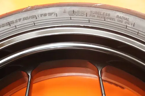 17-25 HONDA CBR1000RR OEM STRAIGHT REAR WHEEL BACK RIM W TIRE ***NO DENTS***