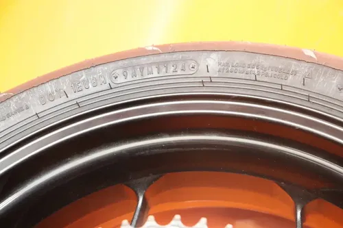 17-25 HONDA CBR1000RR OEM STRAIGHT REAR WHEEL BACK RIM W TIRE ***NO DENTS***