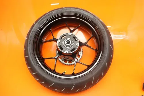 17-25 HONDA CBR1000RR OEM STRAIGHT REAR WHEEL BACK RIM W TIRE ***NO DENTS***