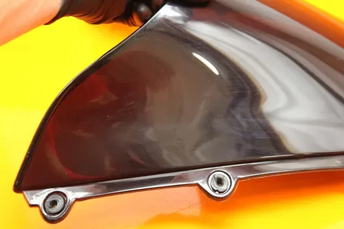 2004-2007 HONDA CBR 1000RR FRONT WINDSHIELD WINDSCREEN  64250-MEL-000ZA