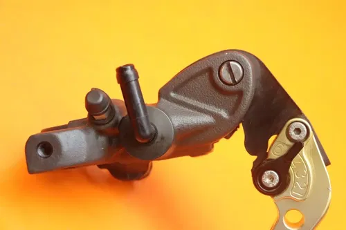 17-25 HONDA CBR1000RR OEM FRONT BRAKE MASTER CYLINDER WITH LEVER