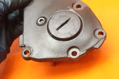 04-08 YAMAHA YZF R1 OEM ENGINE MOTOR TIMING CHAIN COVER