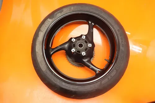 08-09 SUZUKI GSXR 600 750 REAR WHEEL BACK RIM W TIRE