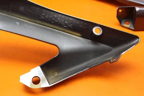2016 08-16 YAMAHA YZF R6 OEM RIGHT LEFT FRAME MID SIDE COVERS COWLS PANELS TRIM