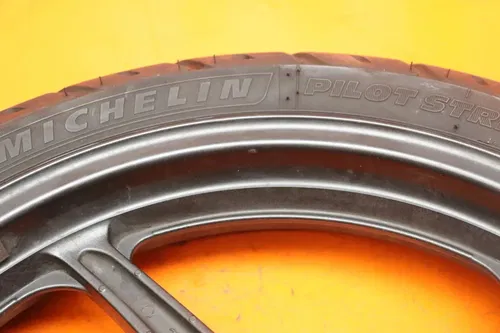 2015-2022 HONDA CBR300R OEM STRAIGHT FRONT WHEEL RIM W TIRE