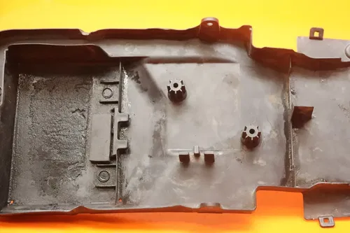 2009-2012 KAWASAKI NINJA ZX6R OEM REAR BACK TAIL UNDERTAIL BATTERY TRAY PLASTIC