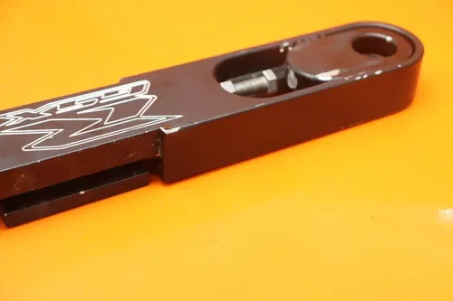 09-16 2013 SUZUKI GSXR 1000 OEM SWINGARM EXTENSION SETW LINE AND CHAIN