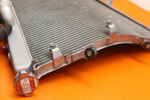 06-07 SUZUKI GSXR 600 750 OEM ENGINE RADIATOR MOTOR COOLER COOLING RADIATER